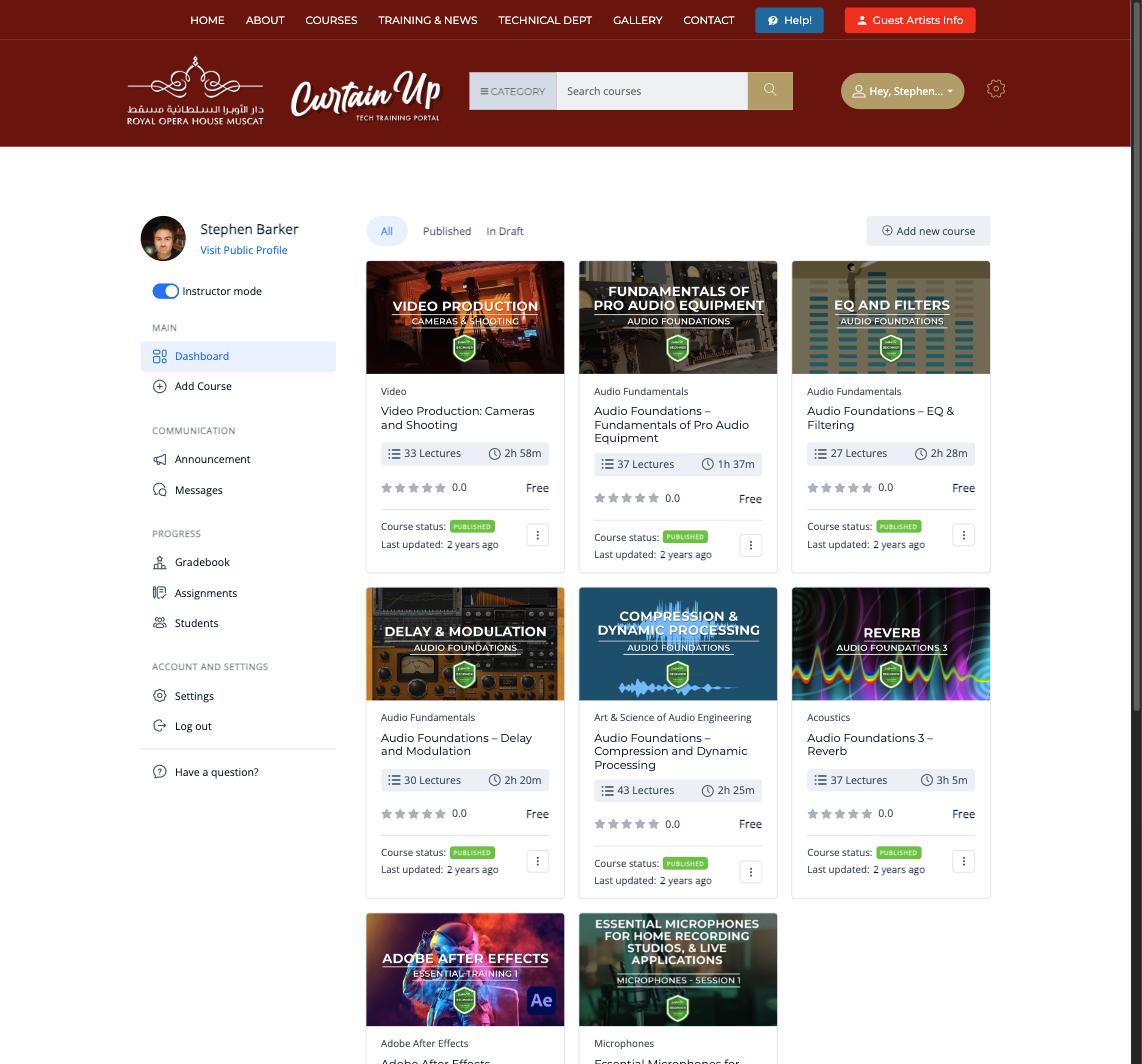 The instructor dashboard, showing courses, gradebook, assignments and students in the sidebar