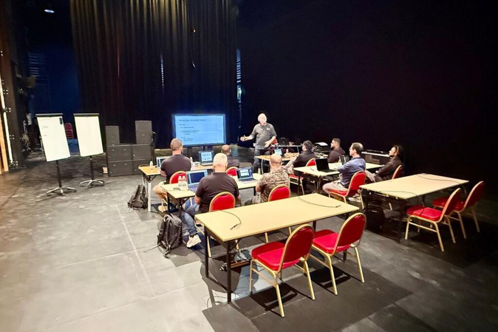 Smaart Operator Fundamentals course on the ROHM Main Stage